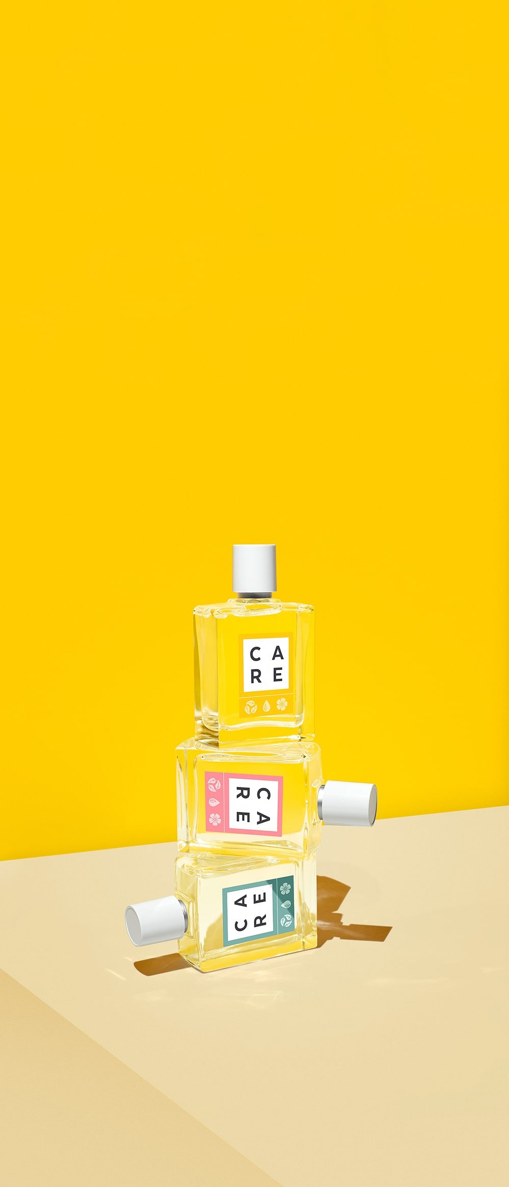 CARE Fragrances Düfte drei Flakons übereinander gestapelt